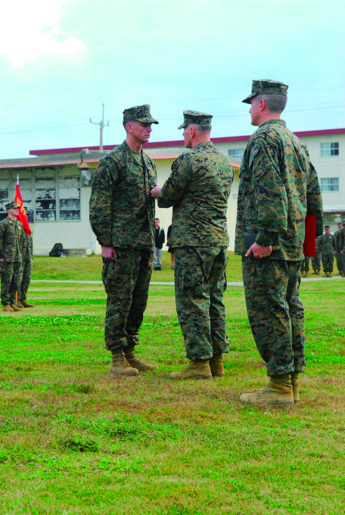 Reconnaissance gunnery sergeant on Okinawa awarded nation's third highest medal for actions in Al Jazeera Desert, Iraq