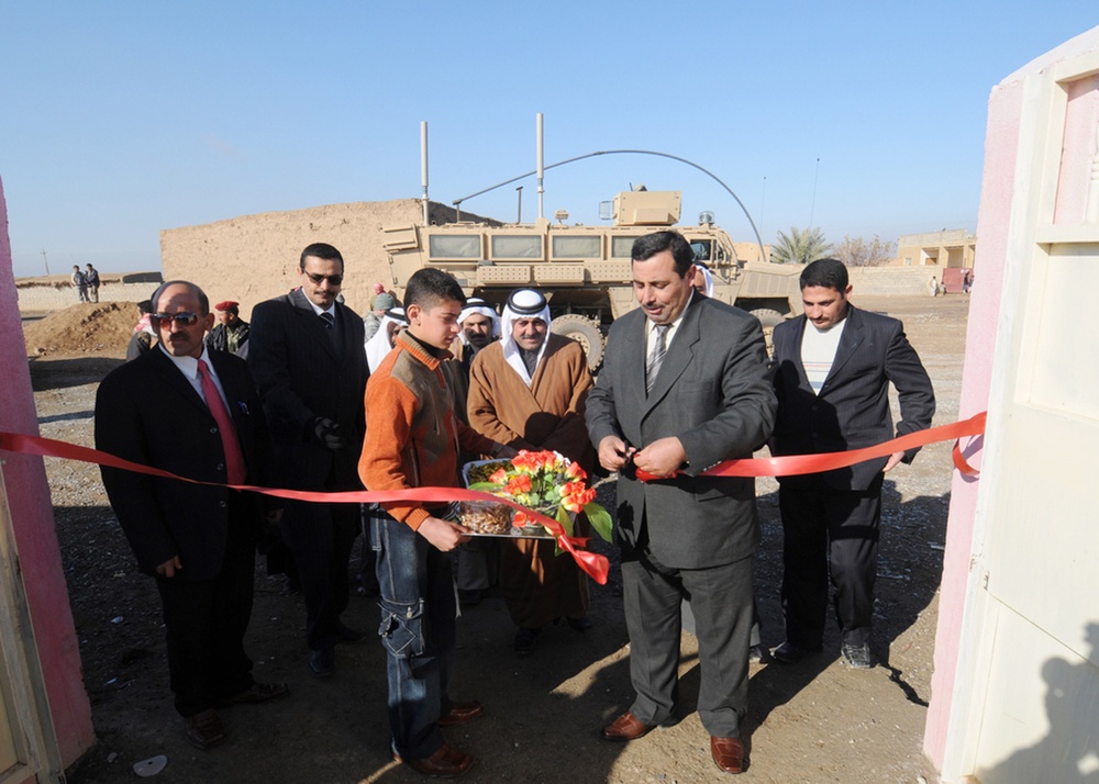 Atshiyana Village opens new elementary school in Kirkuk Province