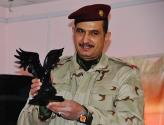 8th Iraqi Army Division hosts three star promotion ceremony