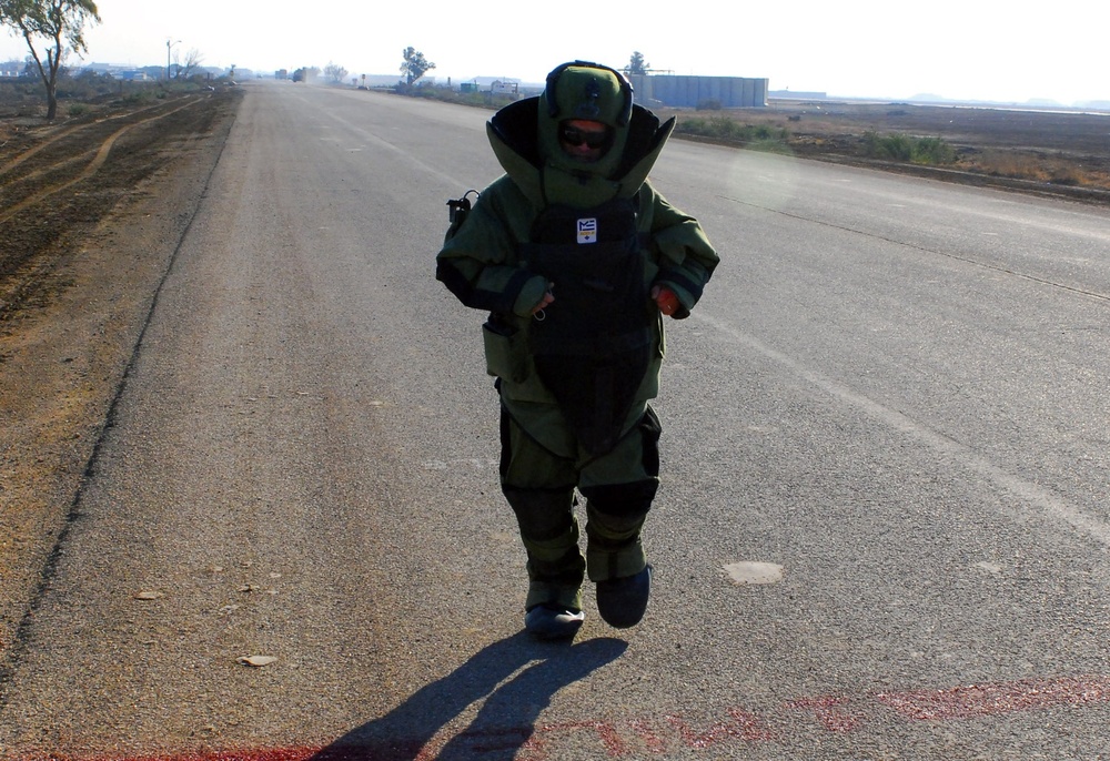 Soldier sweats it out for Explosive Ordnance Disposal memorial