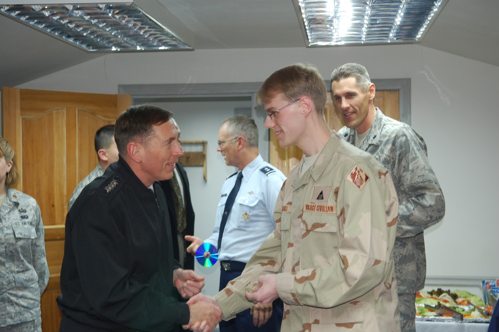 U.S. Central Command Commander Visits Manas Air Base