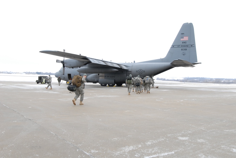 Iowa Guard Soldiers Depart for Inauguration Duty