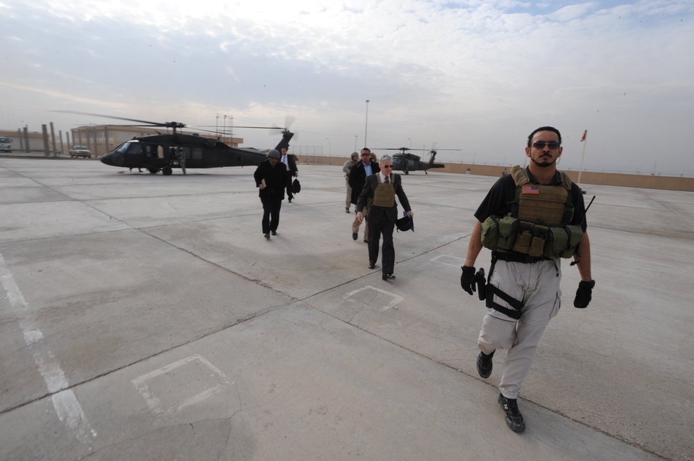 U.S. Amabassador to Iraq visits As Samawah, Iraq