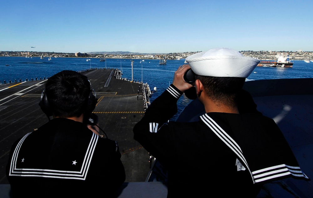 USS John C. Stennis departs Naval Air Station North Island