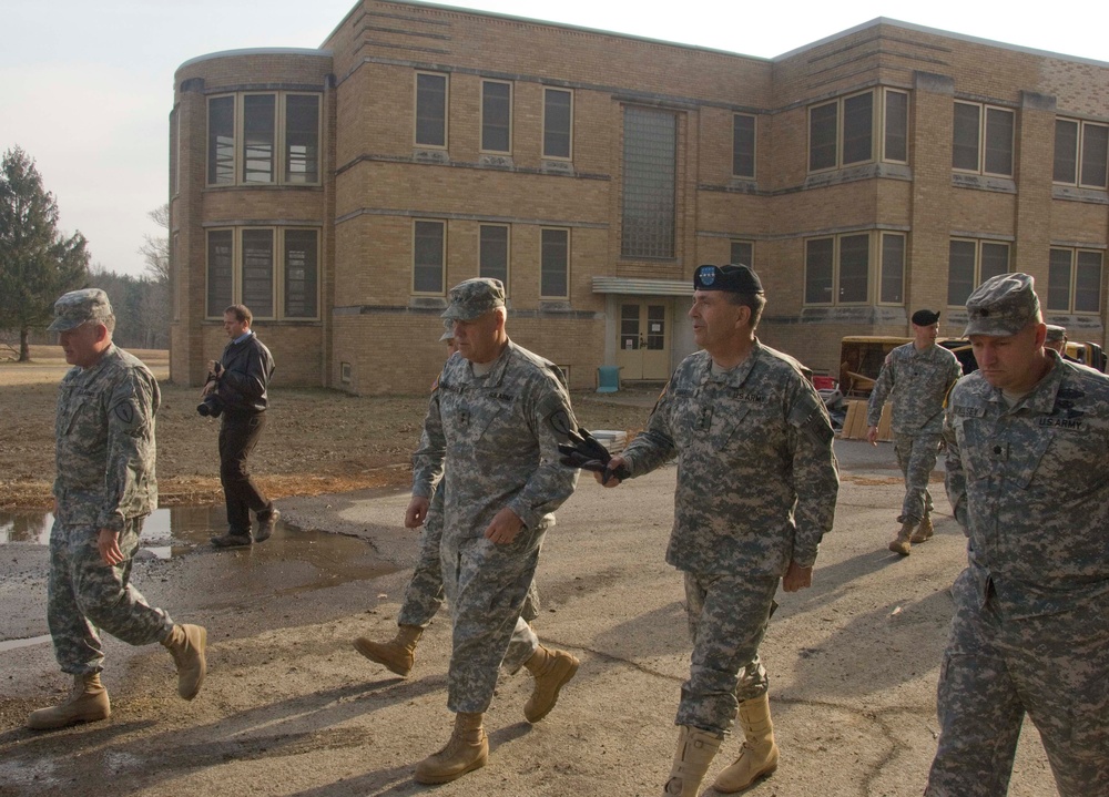 Vice Chief of Staff of U.S. Army Visits Camp Atterbury and Muscatatuck