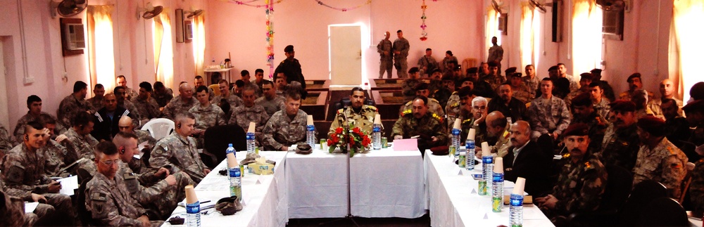 Military, government leaders hold Sons of Iraq coordination meeting