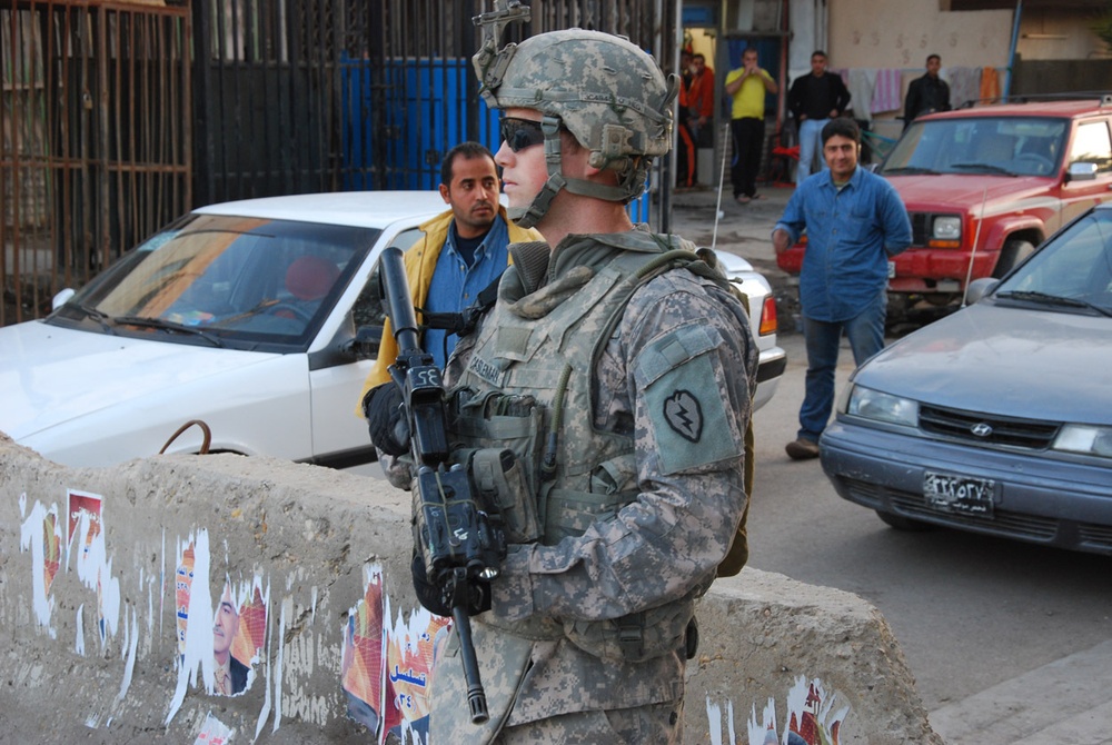 Wolfhounds, Iraqi army keep Baghdad safe