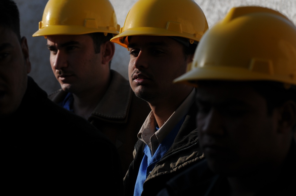 Recently Graduated Electrical Engineers in Abu Ghraib, Iraq