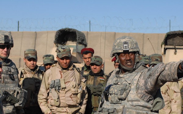 Iraqi Security Forces Sharpen Skills at Machine Gun Range