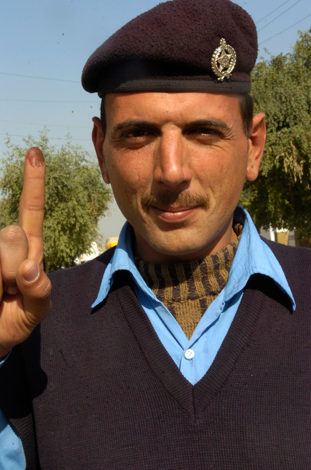 Iraqi Security Forces vote on special voting day