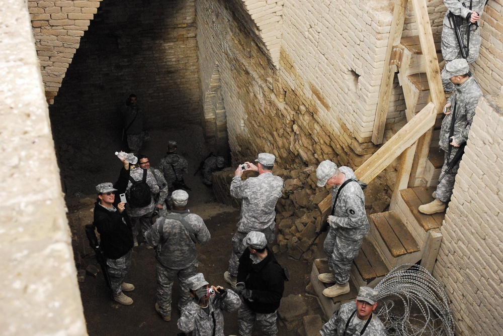 Army Chaplains Lead Archeology Tour in Land of Abraham