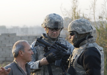 'Comanche' Soldiers search for weapons in support of upcoming elections