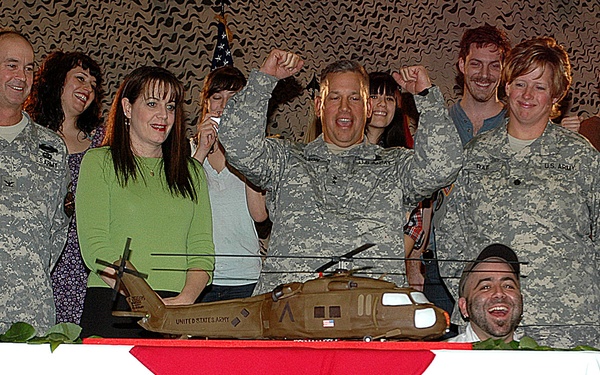 'Ace of Cakes' Treats U.S. Army, Hawaii to Special Military Cake