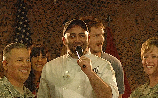 'Ace of Cakes' Treats U.S. Army, Hawaii to Special Military Cake