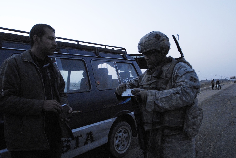Iraqi security forces secure Iraq's provincial elections in Rashid District
