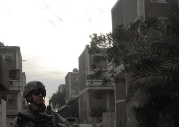 'Raider' Brigade Soldiers finalize plans for Iraq's provincial elections