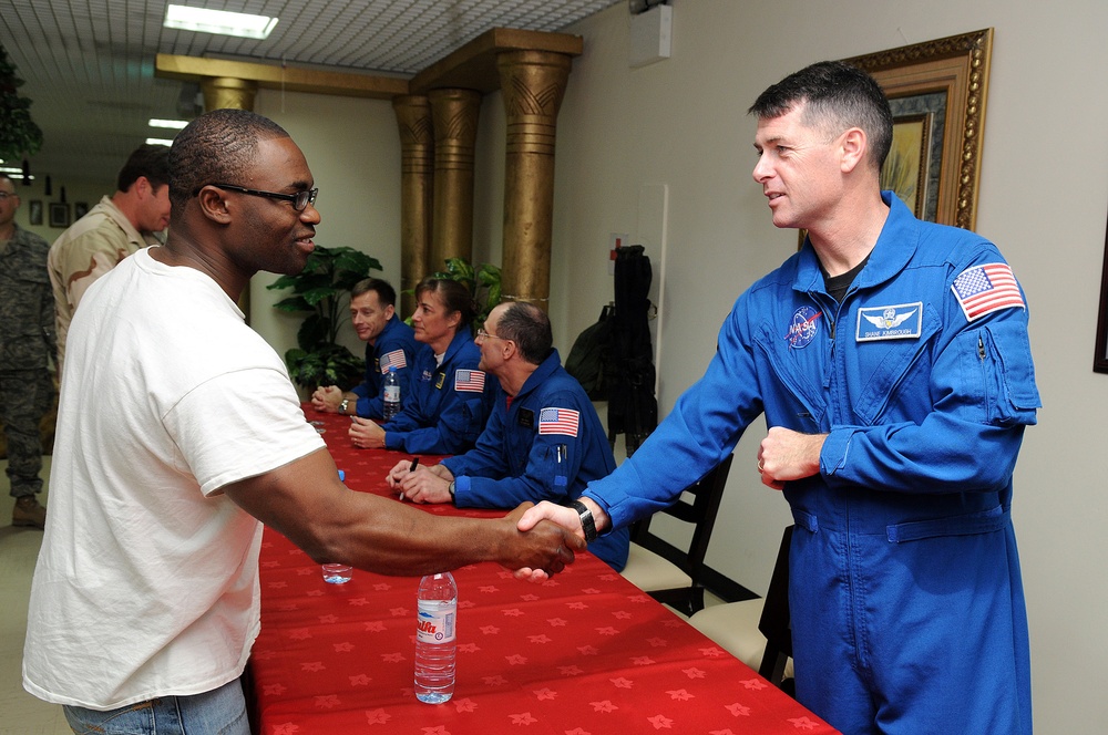 Astronauts arrive to Qatar