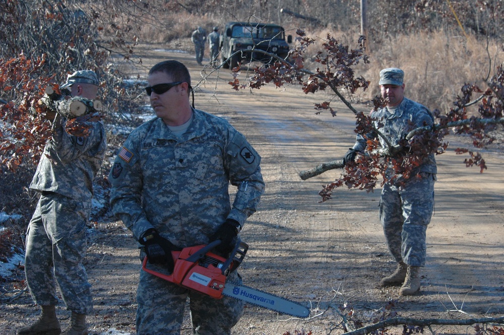 Guard in Three States Battle Ice Storm Aftermath