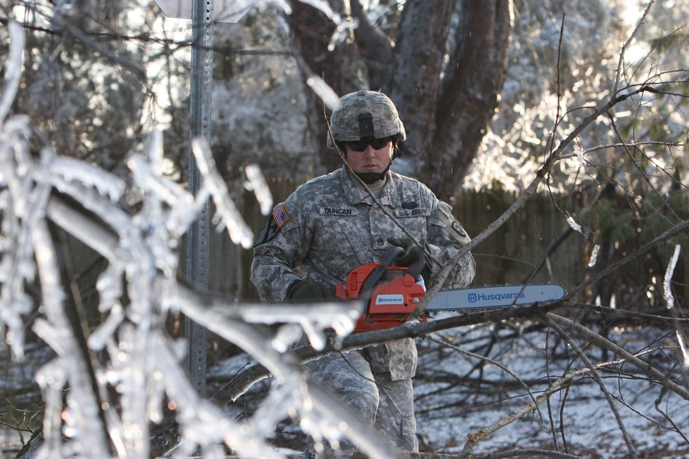 Kentucky National Guardsmen response after heavy ice storms