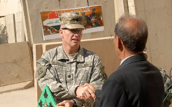 Blackjack Soldiers hand Joint Security Station to Iraqi Ministry of Trade