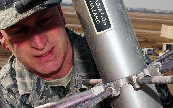 727th Expeditionary Air Control Squadron provide eyes, ears over Iraqi skies