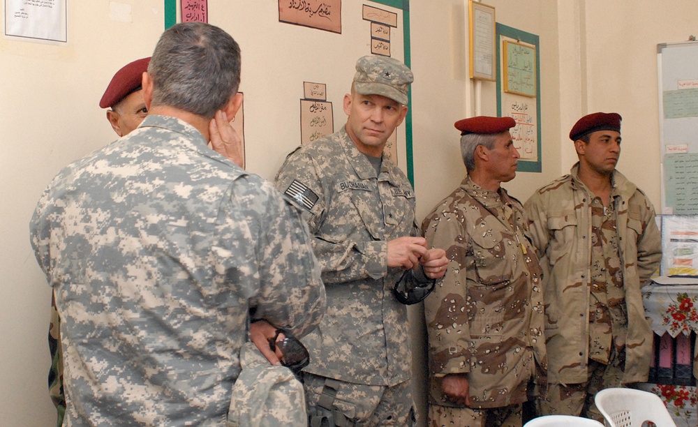 8th Motorized Transportation Regiment learns ropes from 589th Soldiers