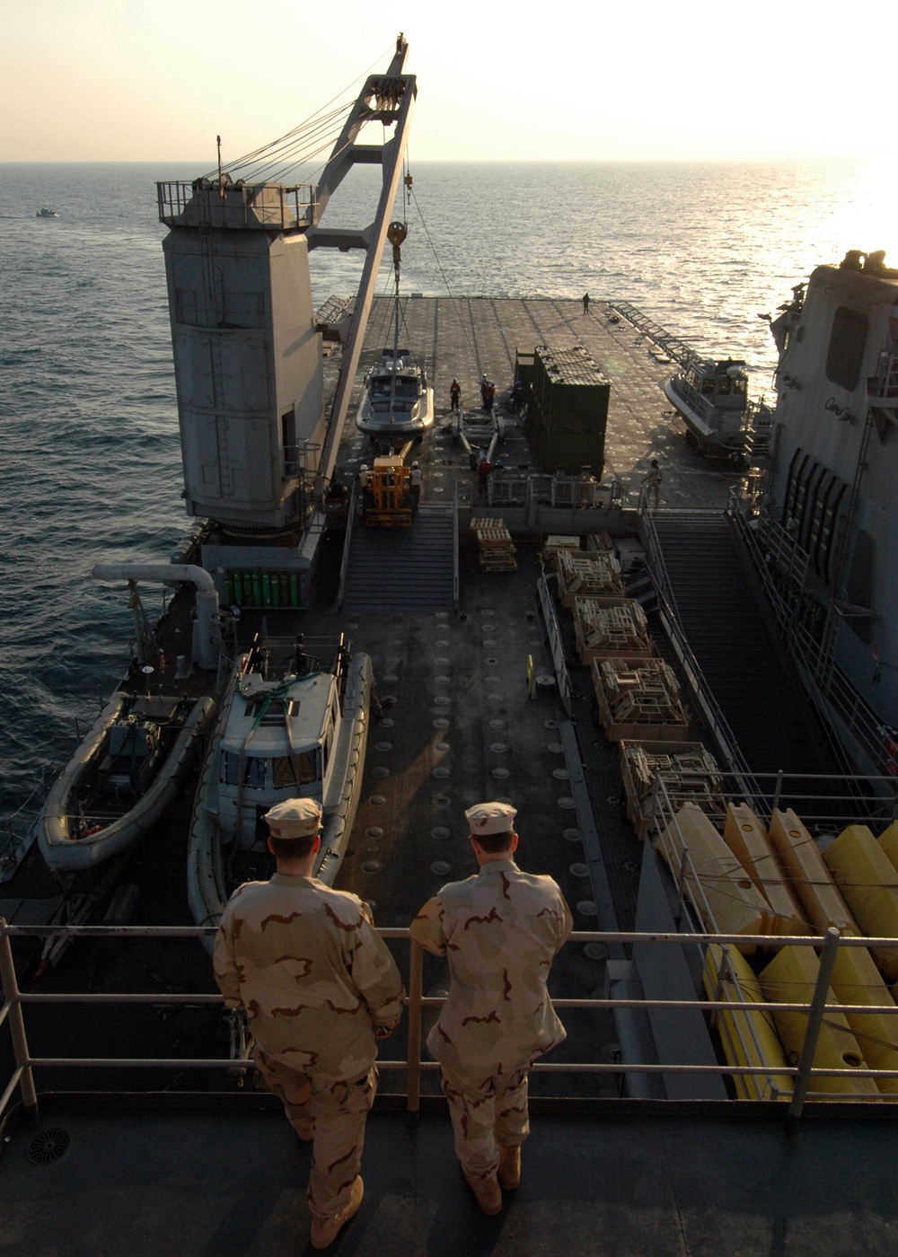 DVIDS - Images - USS Carter Hall [Image 3 of 4]