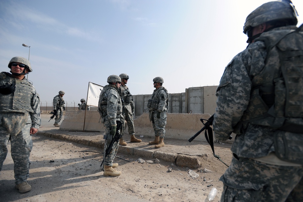 Familiarization patrol around Baghdad