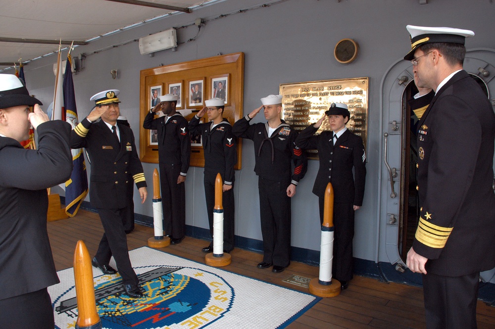 Japan Self-Defense Fleet commander visits USS Blue Ridge