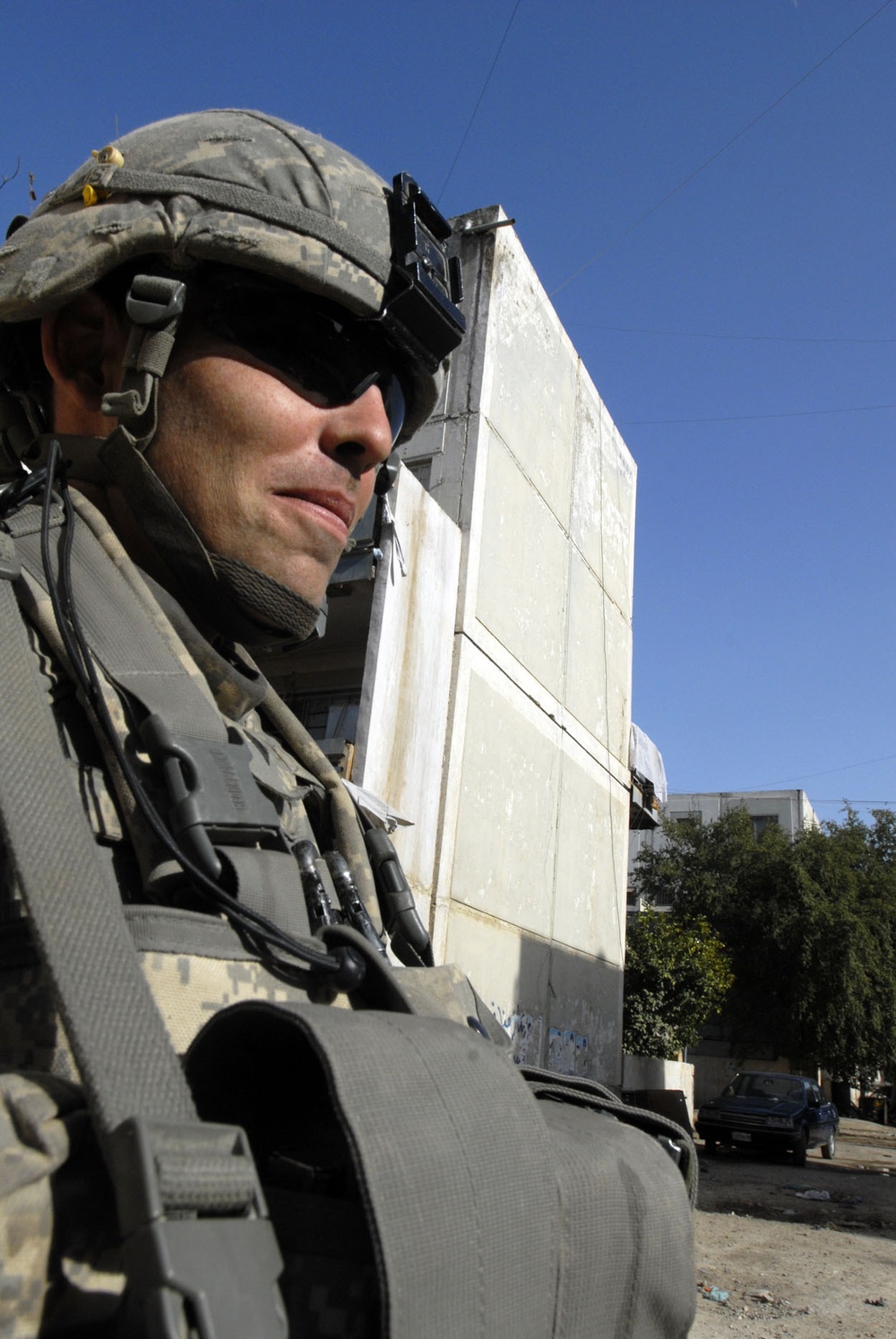 Comanche Troop Soldiers patrol Saha apartments