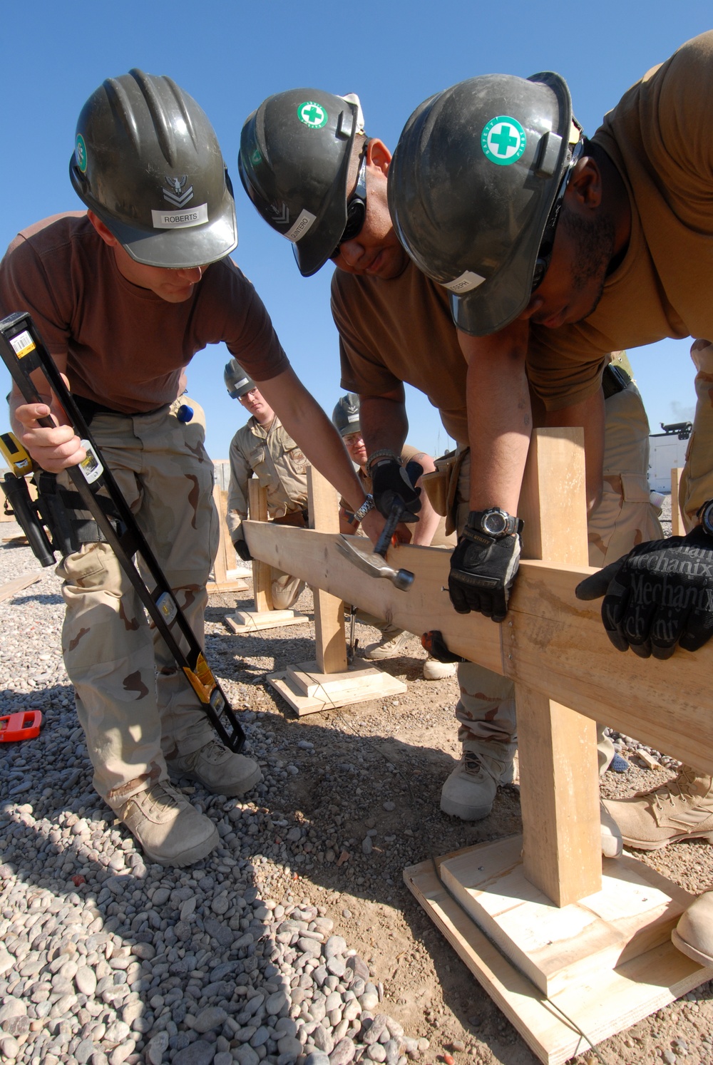 Construction on a patrol base in Mahawil