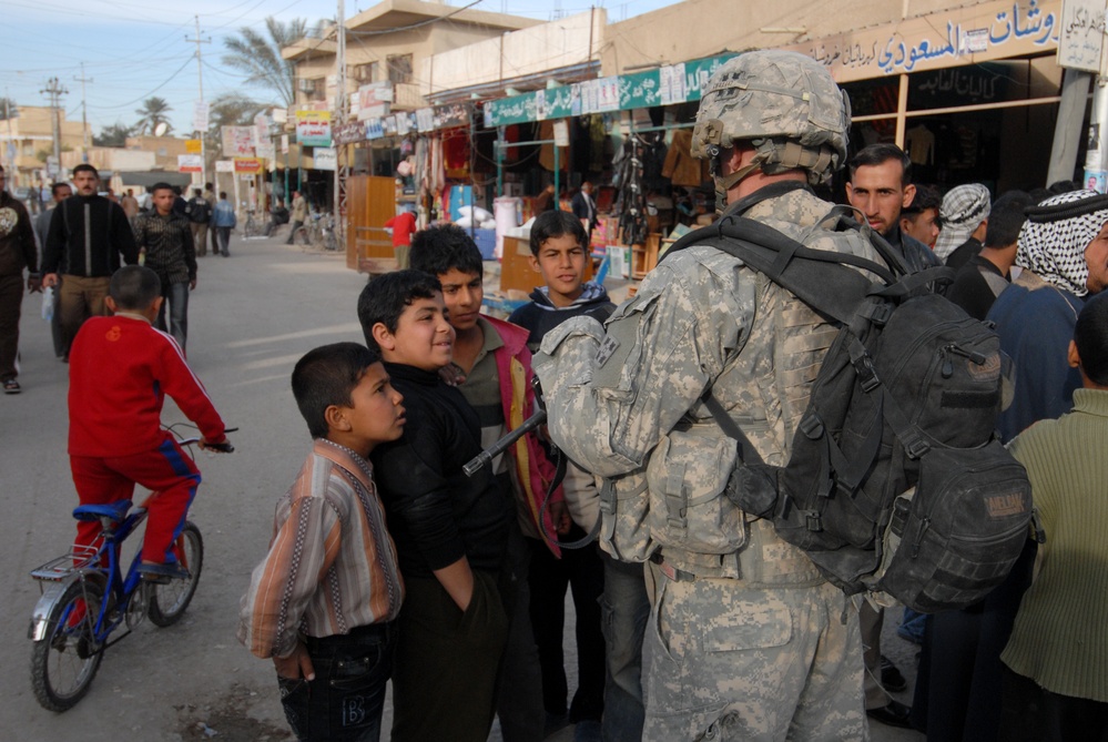 DVIDS - Images - Patrol in Mahawil [Image 8 of 14]