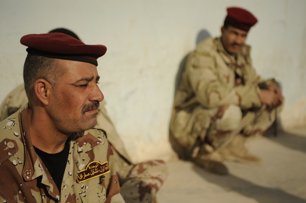 Iraqi police vehicle hub