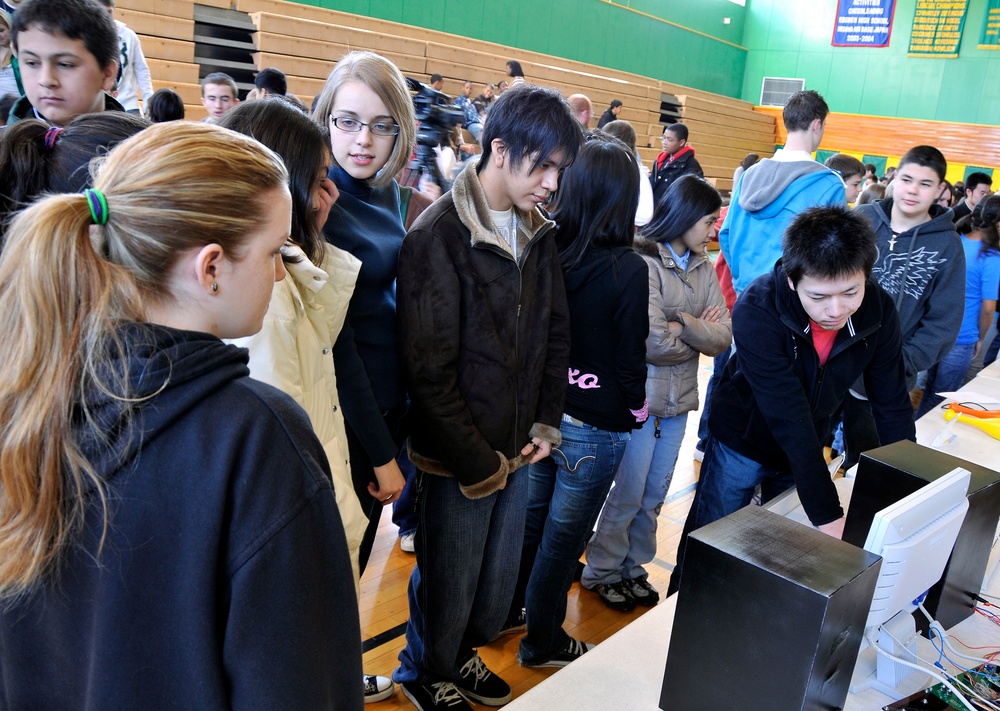 Japanese students share technology with Misawa students
