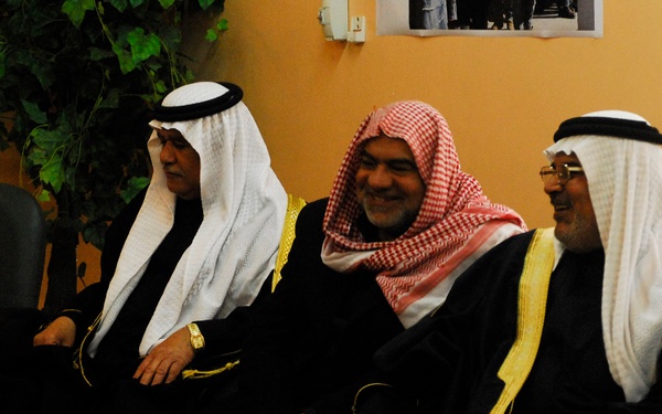 Dagger commander meets tribal, religious leaders