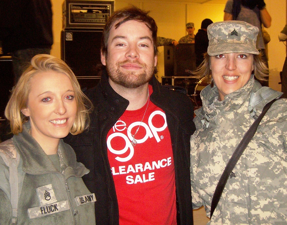 Transporters rocked by USO Concert featuring David Cook