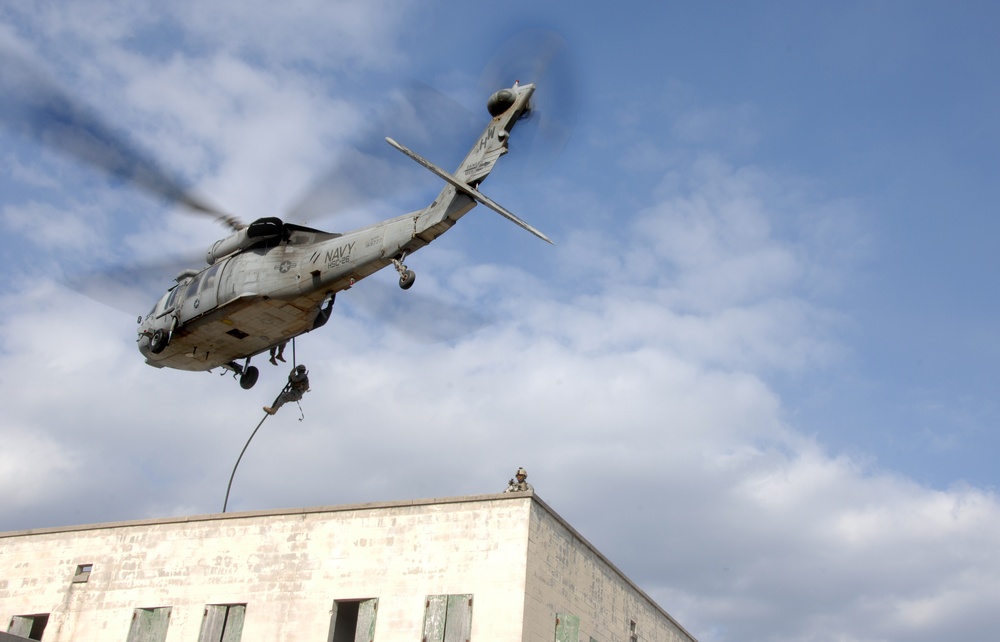 Fast Rope Exercise at Fort Pickett