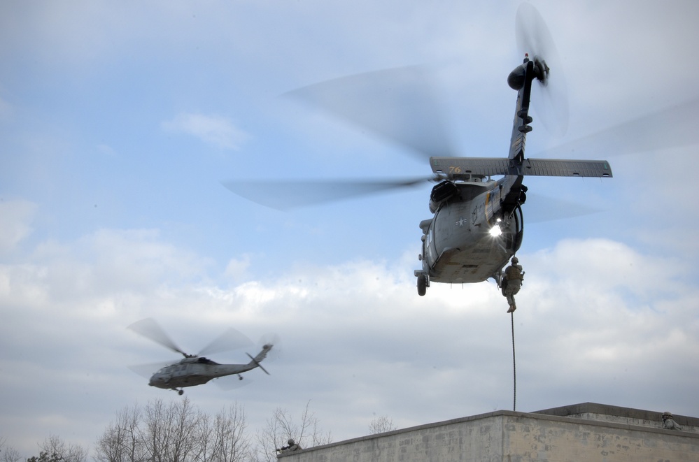 Fast Rope Exercise at Fort Pickett