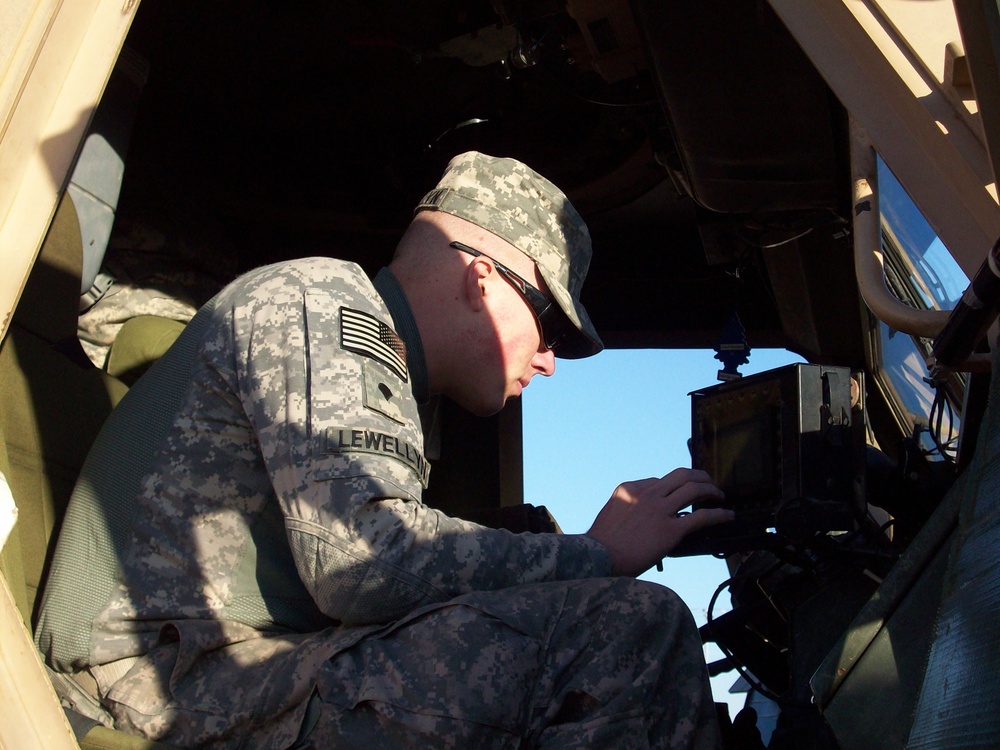 1538th Transportation Company Soldiers Make Communication First Priority
