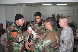 325th Brigade Support Battalion trains Iraqi army non-commissioned officers