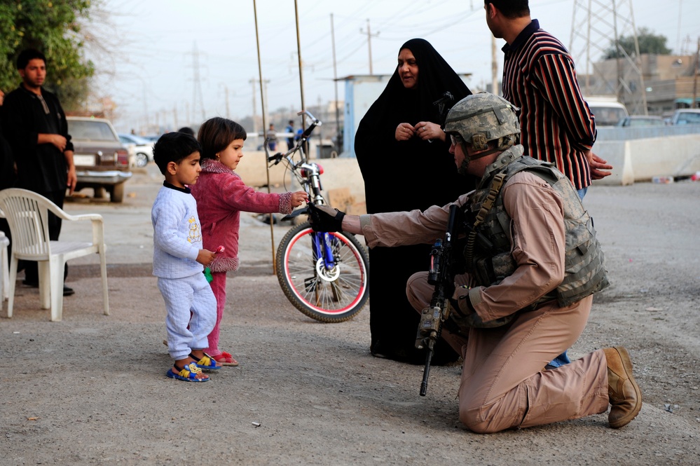 Patrol in the Rashid District of Baghdad