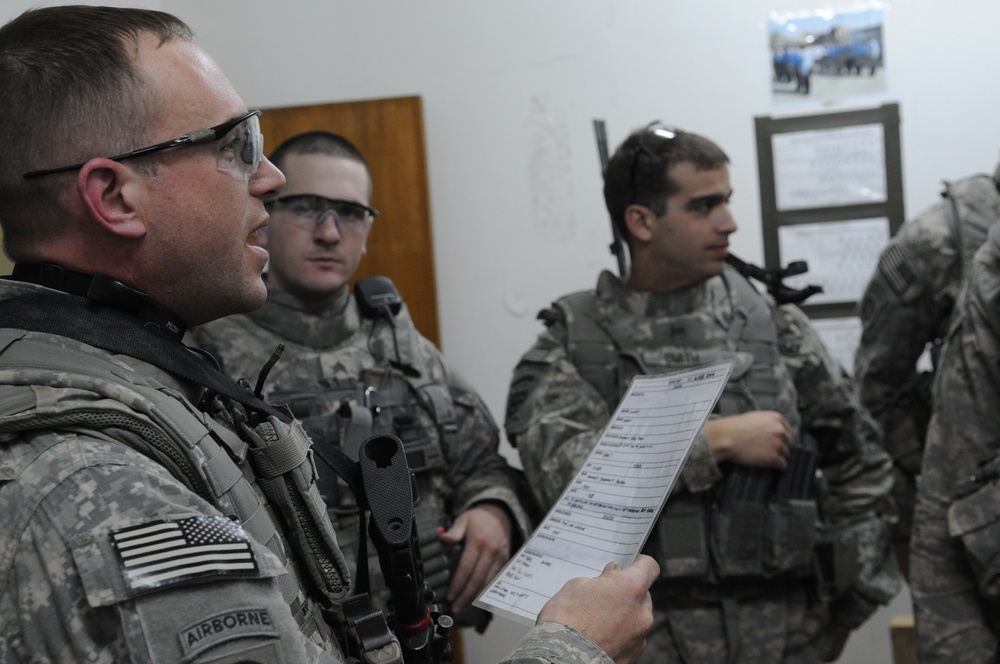 Night-time patrol in Baghdad