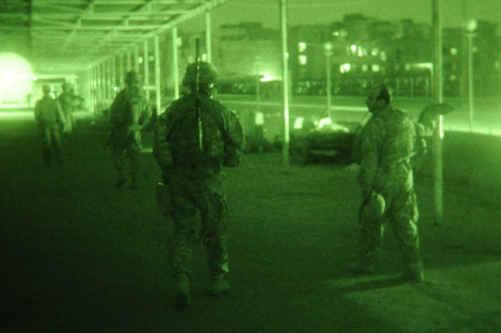 Night-time patrol in Baghdad