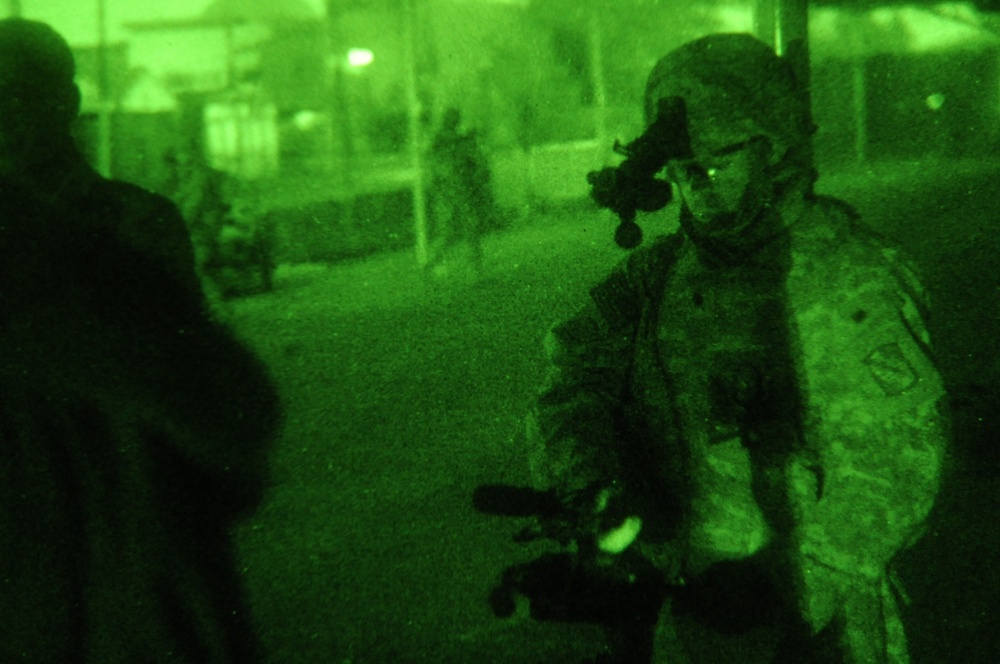 Night-time patrol in Baghdad