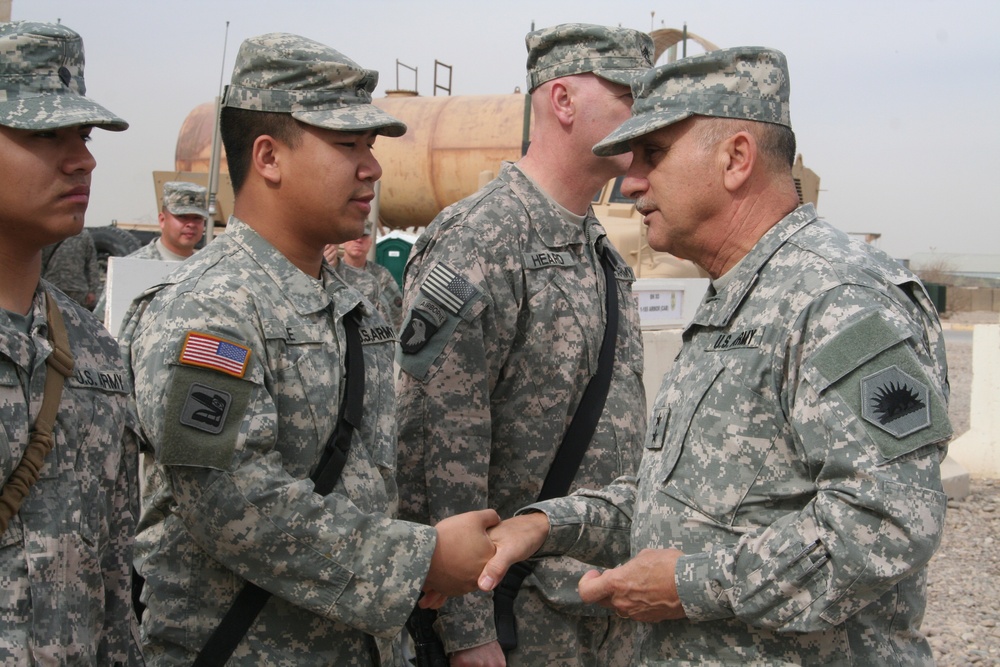 General Visits California Guardsmen