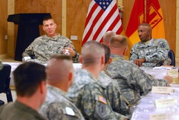 Senior Non-commissioned officers meet with Command Sergeant Major