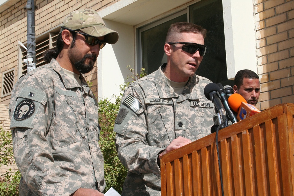 Iraqis assume responsibilities of Forward Operating Base Iskan