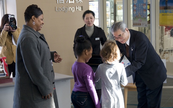 Misawa Air Base Gives Back to Misawa Community