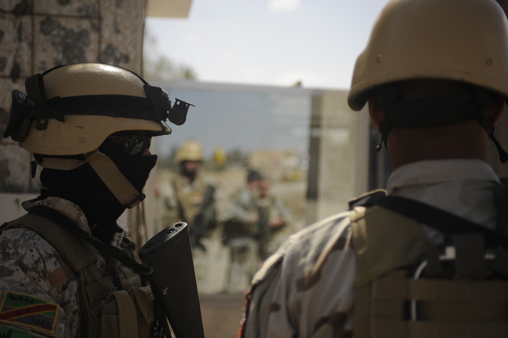 Meeting with a local sheik in Afak, Iraq