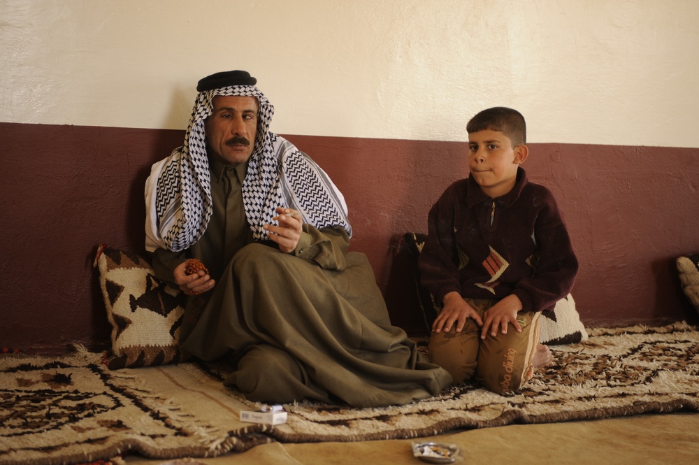 Meeting with a local sheik in Afak, Iraq